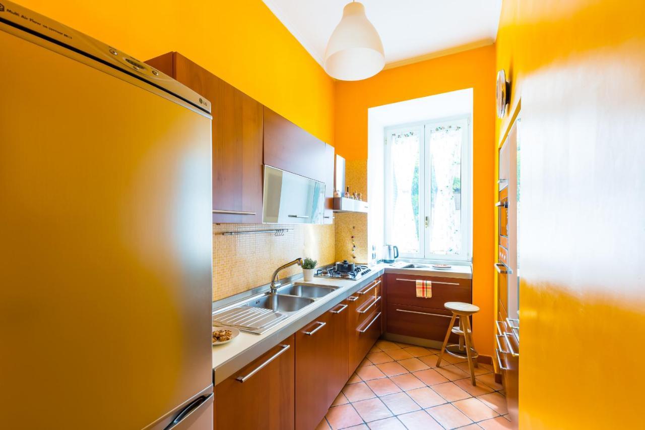 Appartamento A Montesanto By Wonderful Italy Naples Exterior photo