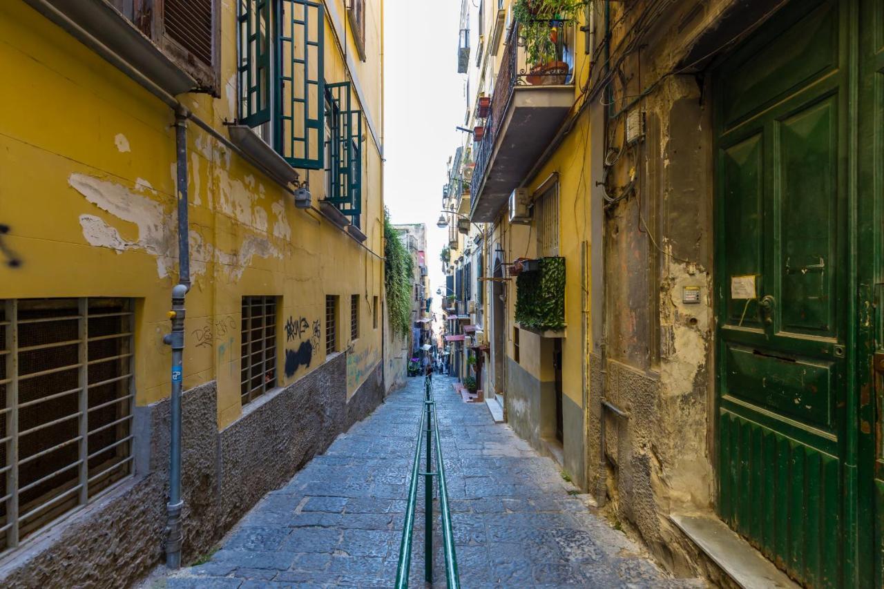 Appartamento A Montesanto By Wonderful Italy Naples Exterior photo